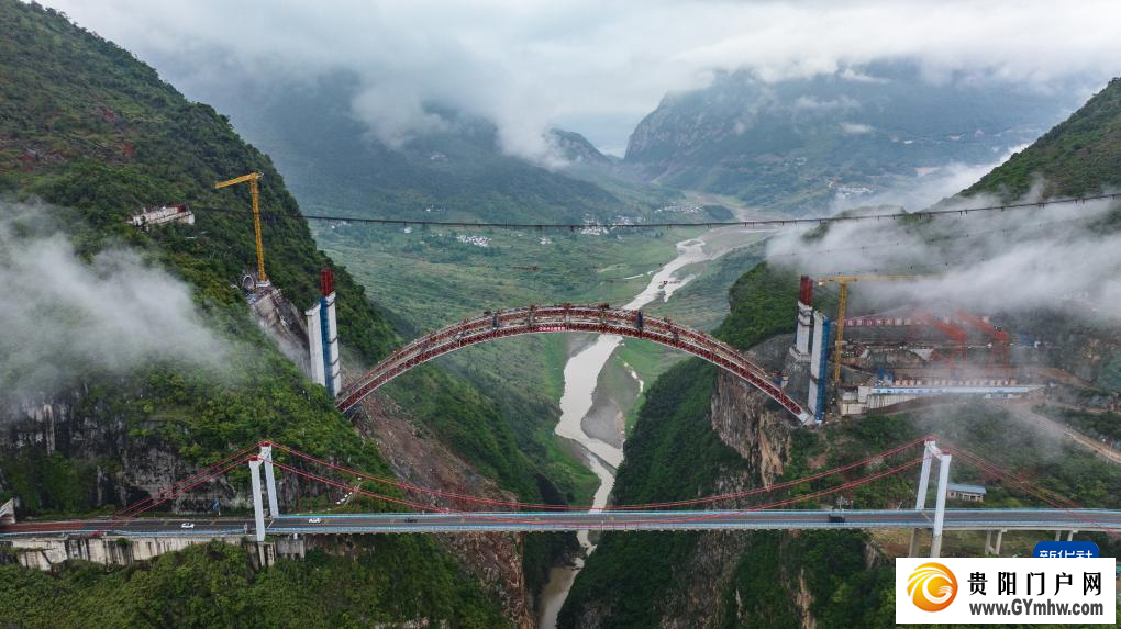 新时代中国调研行之看区域·西部篇丨贵州:西部天堑变通途(图7) 新时代中国调研行之看区域·西部篇丨贵州:西部天堑变通途(图7)