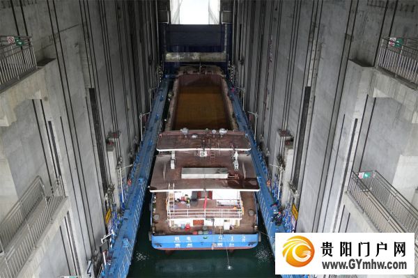 乌江全线过闸一键申报 船舶通航效率提高(图4) 乌江全线过闸一键申报 船舶通航效率提高(图4)