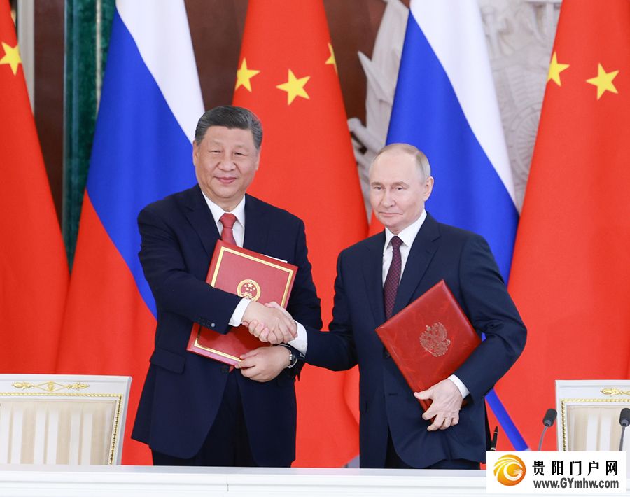 习近平同俄罗斯总统普京会谈(图7) 习近平同俄罗斯总统普京会谈(图7)