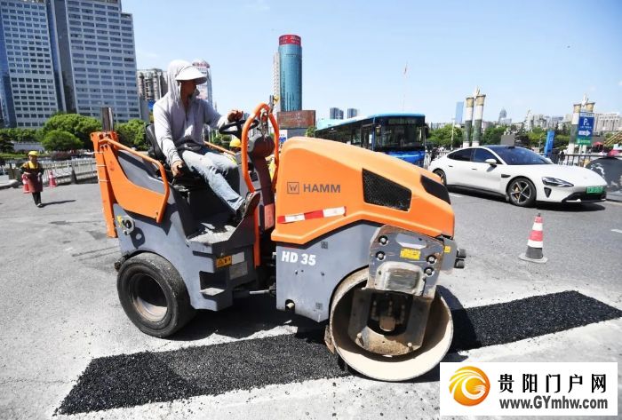 南明区:扮靓城市颜值 喜迎中国旅游日(图4) 南明区:扮靓城市颜值 喜迎中国旅游日(图4)